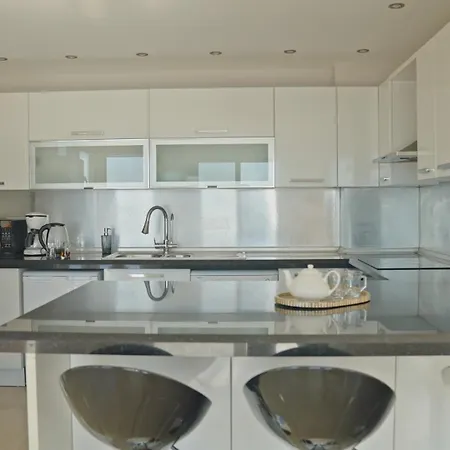 Vilă Beautiful Premium With Sea And Views